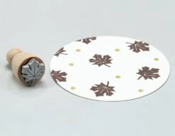 Perlenfischer Stamp - Maple Leaf