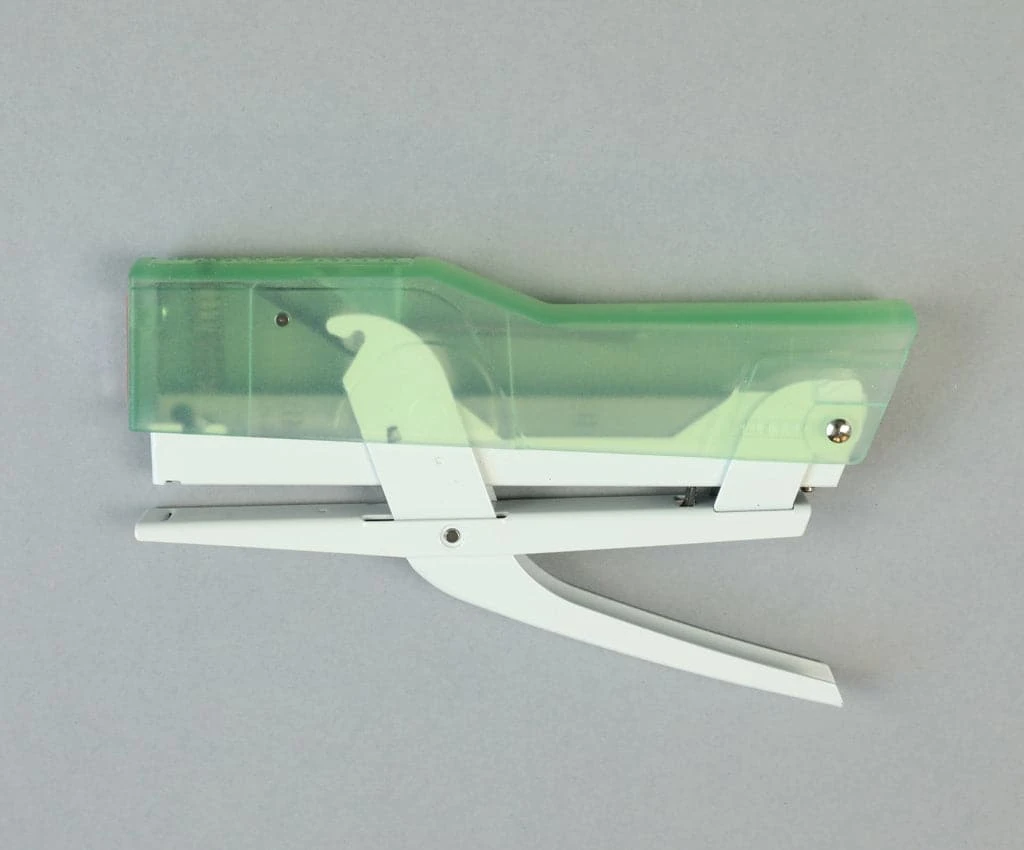 Zenith 590 FUN Stapler | Transparent Green 2 Zenith 590 FUN Stapler | Transparent Green - Image 2