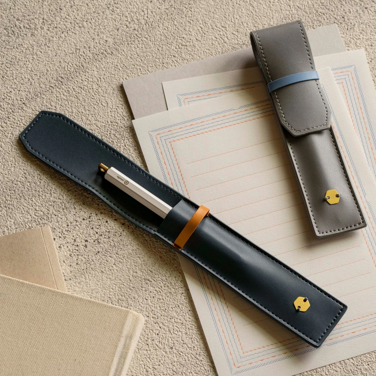 Ystudio Classic Reflect Pen Pouch 3 Ystudio Classic Reflect Pen Pouch - Image 3