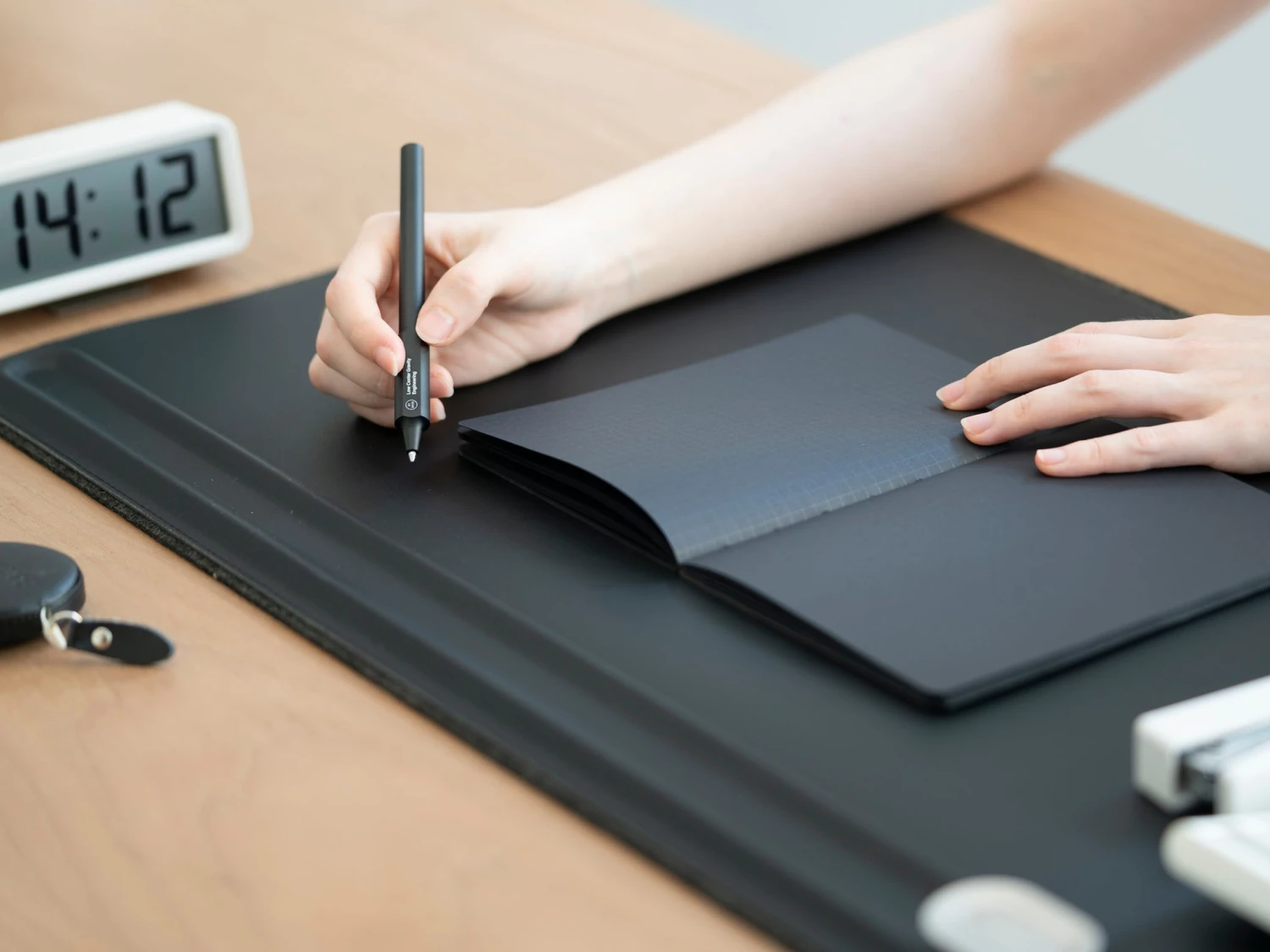 HMM Plummet Pen 7 HMM Plummet Pen - Image 7