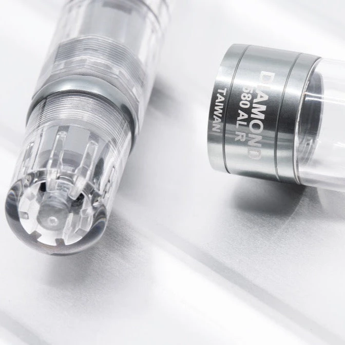 TWSBI Diamond 580 ALR Fountain Pen 4 TWSBI Diamond 580 ALR Fountain Pen - Image 4